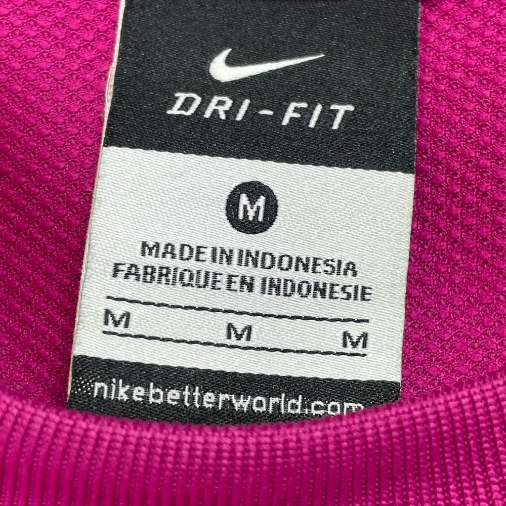 Nike CFC Soccer Womens Sz Medium Magenta Pullover Shirt‎ (BB12) NW/OTs